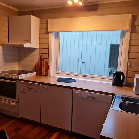 Cozy 1-bedroom With Large Living Area Apartment Tromsø