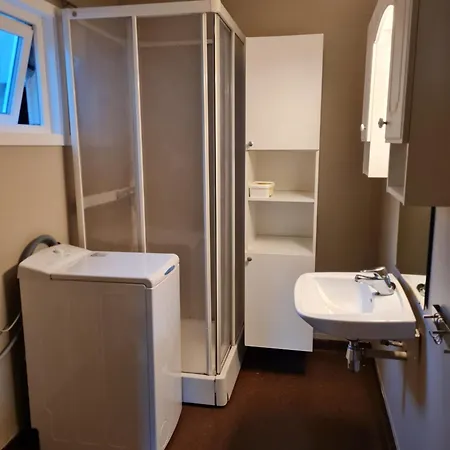 Cozy 1-bedroom With Large Living Area Tromsø